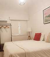 LUXURY PALM SUITES