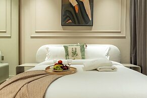 Luxury Apartment - Private Balcony Pool
