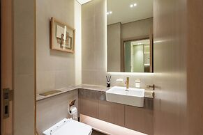 Luxury Apartment - Private Balcony Pool