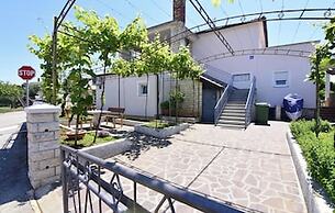 Quiet Apartment With Terrace