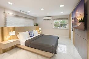 Bangkok's Most Beautiful Modern  Villa