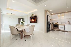 Bangkok's Most Beautiful Modern  Villa