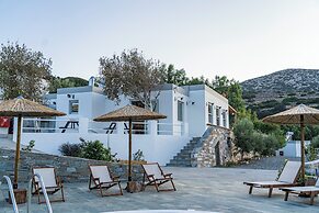 Anassa Cycladic Village