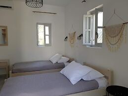 Anassa Cycladic Village