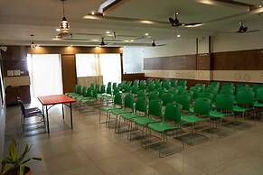 Hotel Grand Inn Jamkhandi