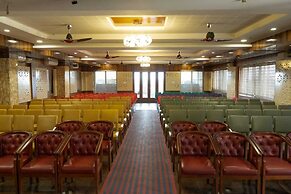 Hotel Grand Inn Jamkhandi