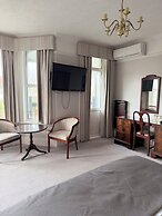 The Windsor House Hotel