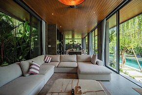 Kelapa Luxury Villa