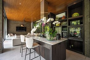 Kelapa Luxury Villa