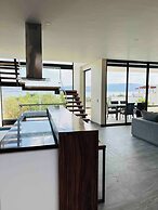 Casa Cuba - Spectacular Lake and Mountain View