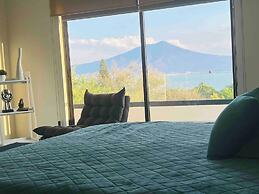 Casa Cuba - Spectacular Lake and Mountain View