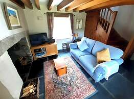 Cottage - Sleeps 2 - River Lynher Walks & Fishing