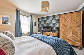 Lisburne Place