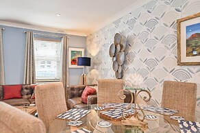 Lisburne Place