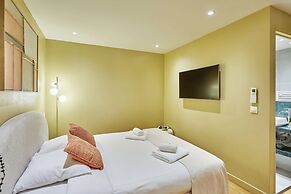 Superb AC Studio Center of Paris