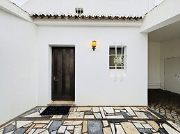 Vilamoura Summer Villa 2 by Homing