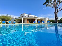 Vilamoura Summer Villa 2 by Homing