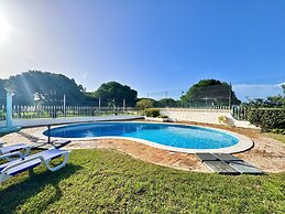 Vilamoura Summer Villa 2 by Homing