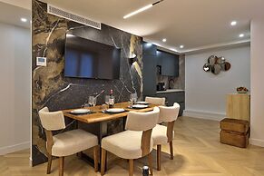 Sublime AC Apartment Eiffel Tower Champs de Mars
