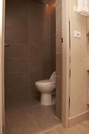 VPV SUITES & CASINO