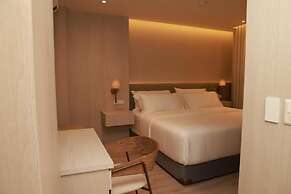 VPV SUITES & CASINO
