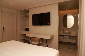 VPV SUITES & CASINO