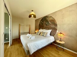 Villa Elisa. M