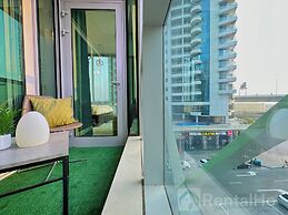 Luxury Full Marina View