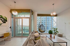 Luxury Full Marina View