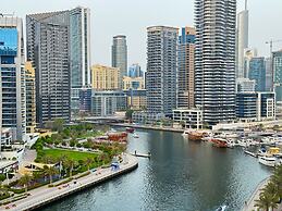 Luxury Full Marina View