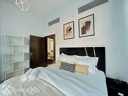 Luxury Full Marina View