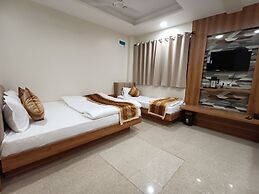 Shree ShyamRaj Hotel