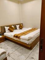 Shree ShyamRaj Hotel