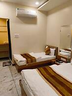 Shree ShyamRaj Hotel
