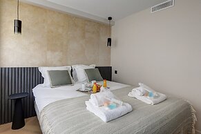 Sublime AC Apartment Eiffel Tower Champs de Mars