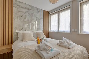 Sublime AC Apartment Eiffel Tower Champs de Mars