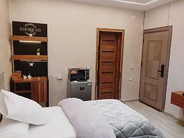 Elmandara Residence