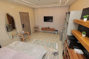 Elmandara Residence