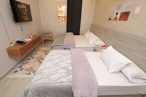 Elmandara Residence