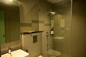 Lumis Hotel