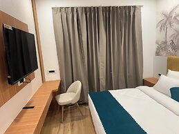 Hibiscus Elite Hotel