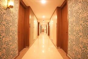 Hibiscus Elite Hotel