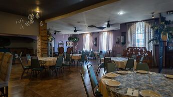 Hotel El Toro