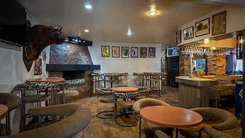 Hotel El Toro
