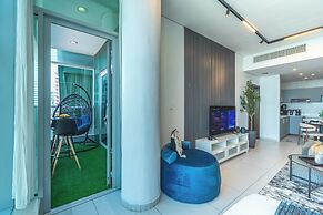 Unforgettable Canal & Sea View