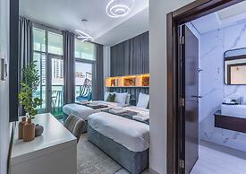 Unforgettable Canal & Sea View