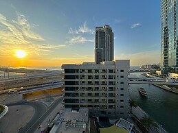 Unforgettable Canal & Sea View