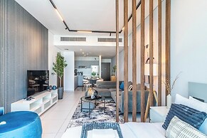 Unforgettable Canal & Sea View