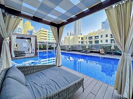 Super Luxury Flat Design with Sea View