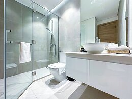 Super Luxury Flat Design with Sea View